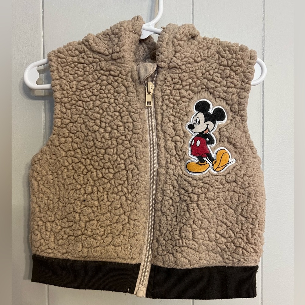 Disney baby hooded‎ vest size 18 months